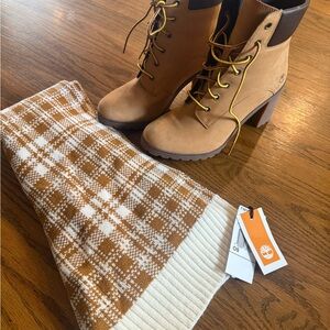 Timberland Tan and Black Heeled Boots